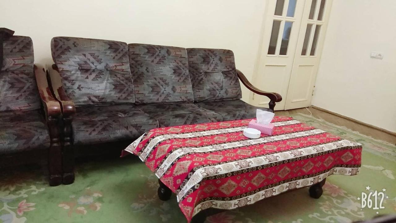 יירבאן Room In The Centre מראה חיצוני תמונה