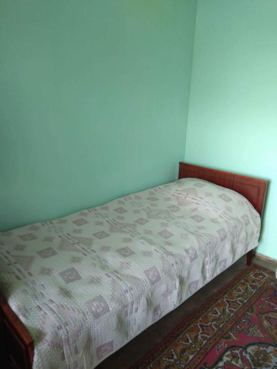 יירבאן Room In The Centre מראה חיצוני תמונה